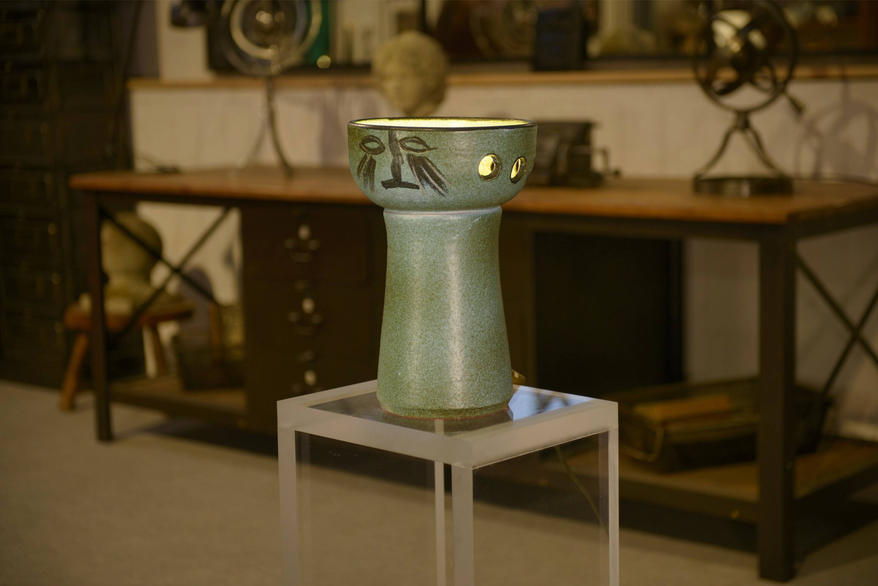 Table lamp in ceramic by Guillerme and Chambron 1980s