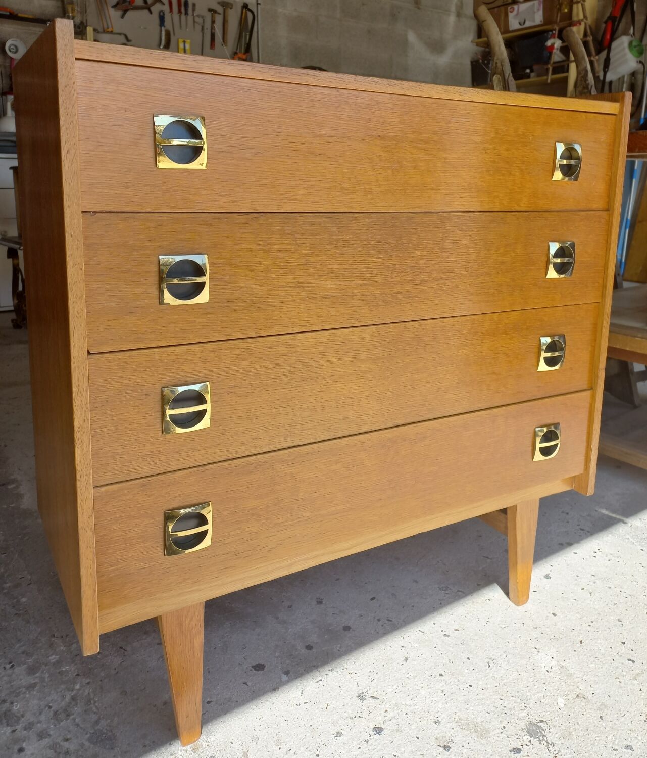Commode vintage