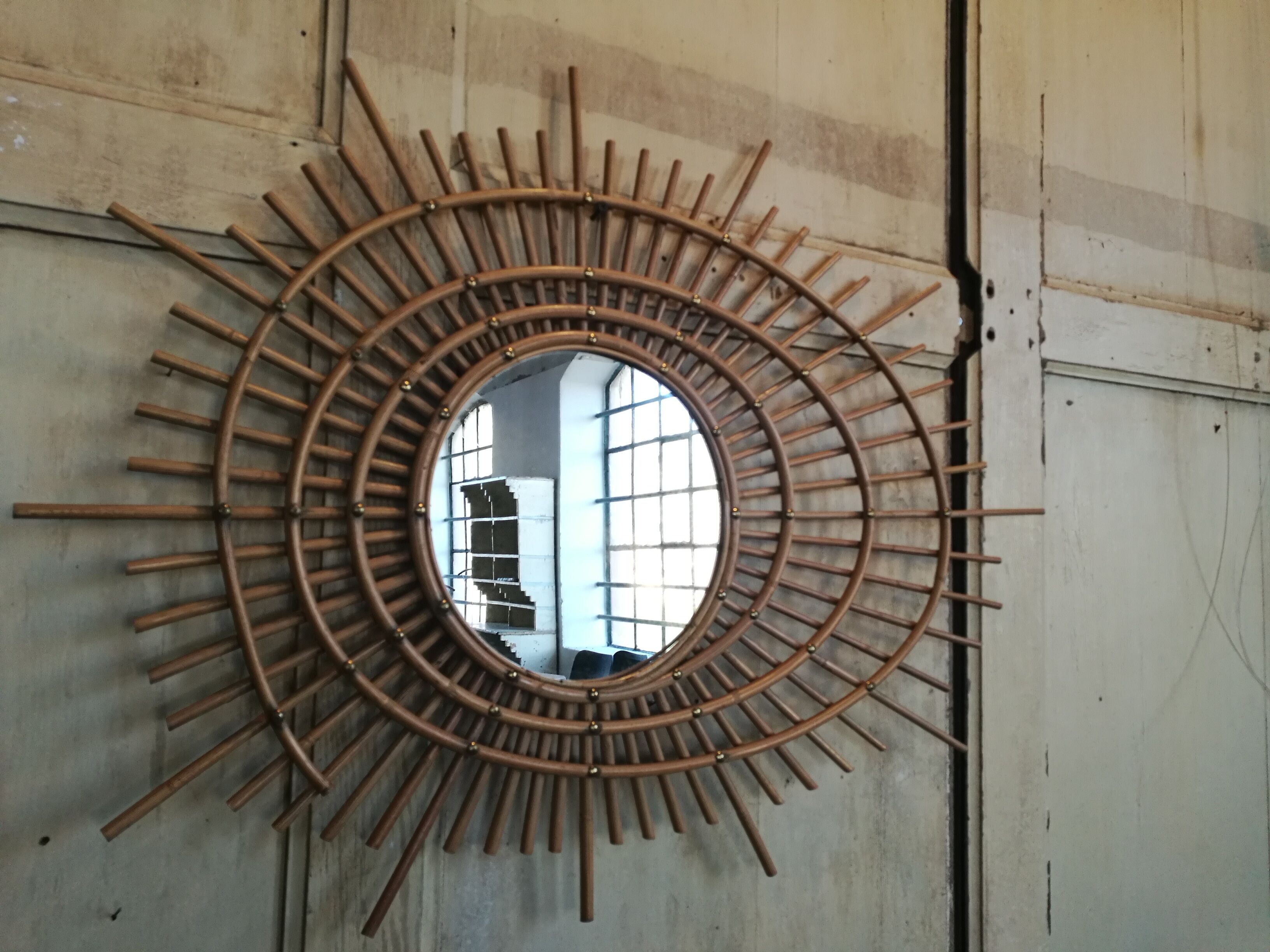 Sun in ellipse rattan mirror 83x66cm