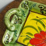 Plat fleuri en céramique