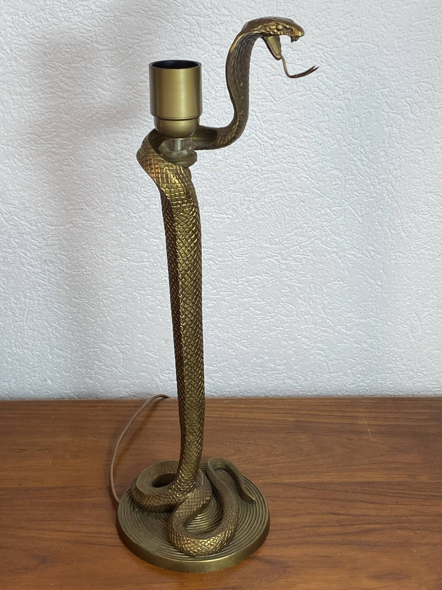 Lampe cobra en bronze 