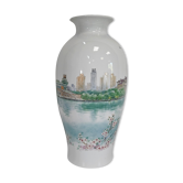 Vase en porcelaine du Japon - XXe