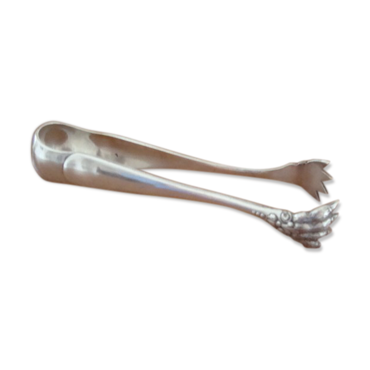 Silver lion's paw sugar clamp (2 punches)