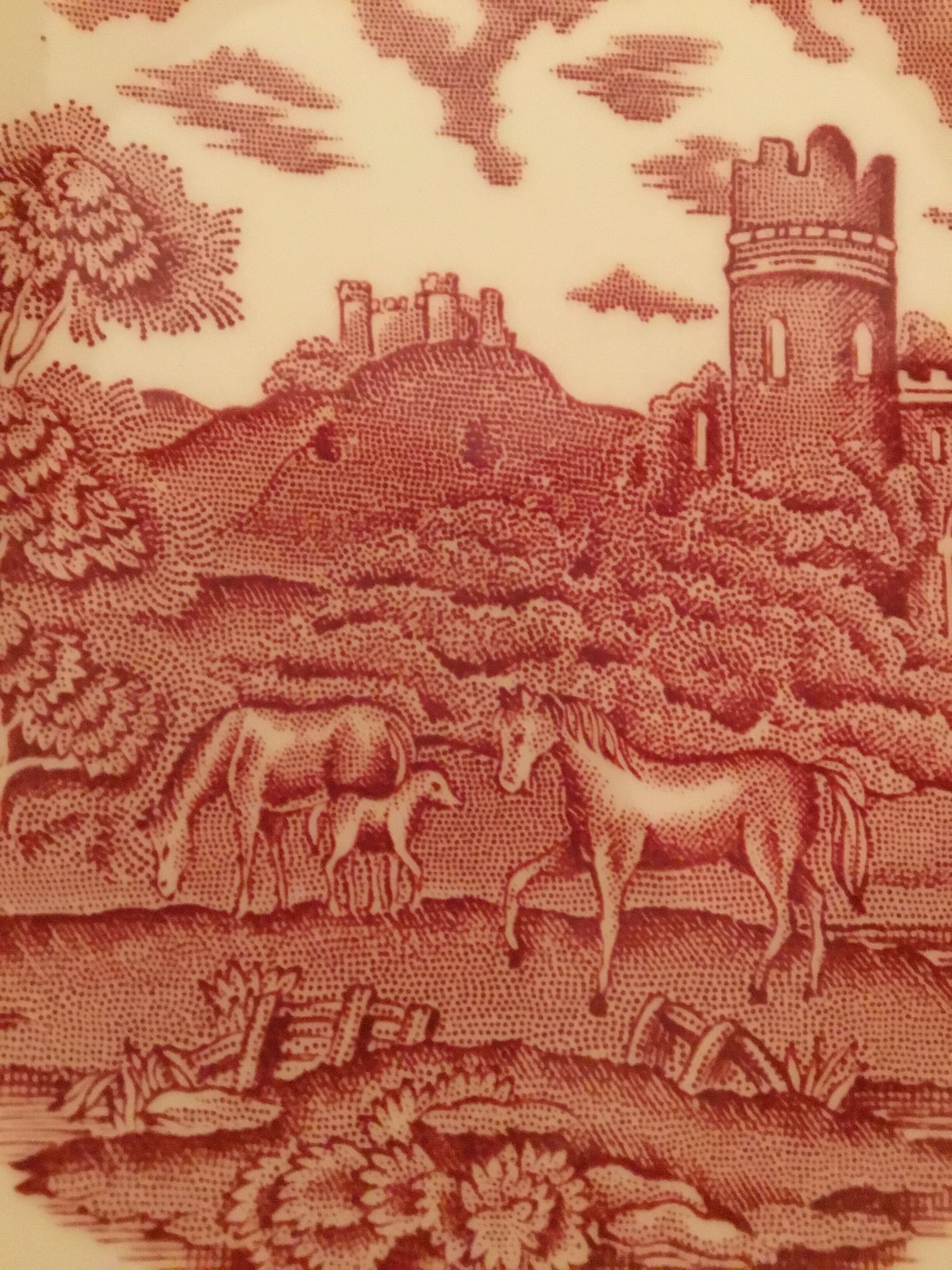 Lot of 2 hollow plates of English porcelain