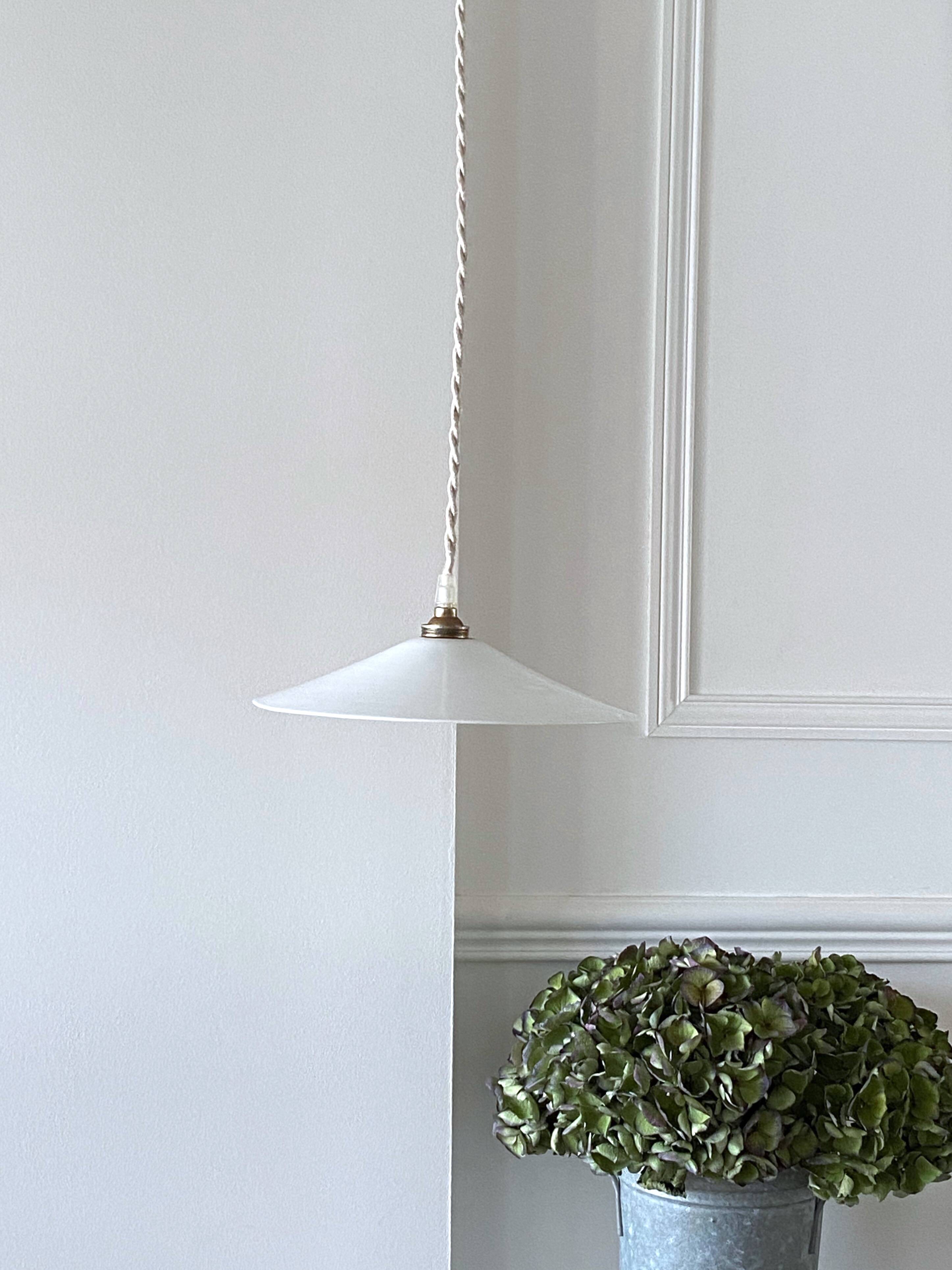 Opaline pendant light