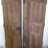 Doors with hinges