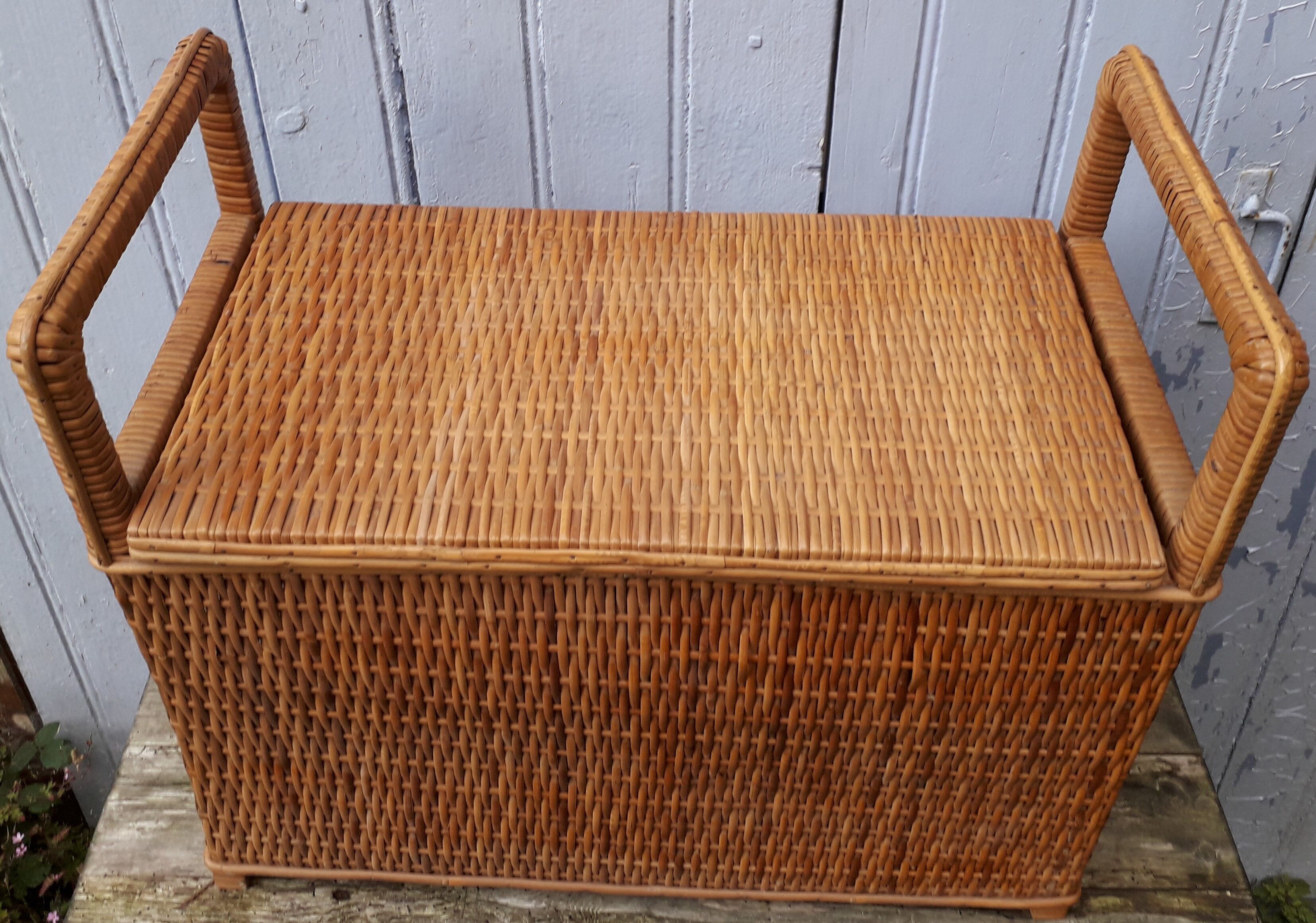 Rattan chest
