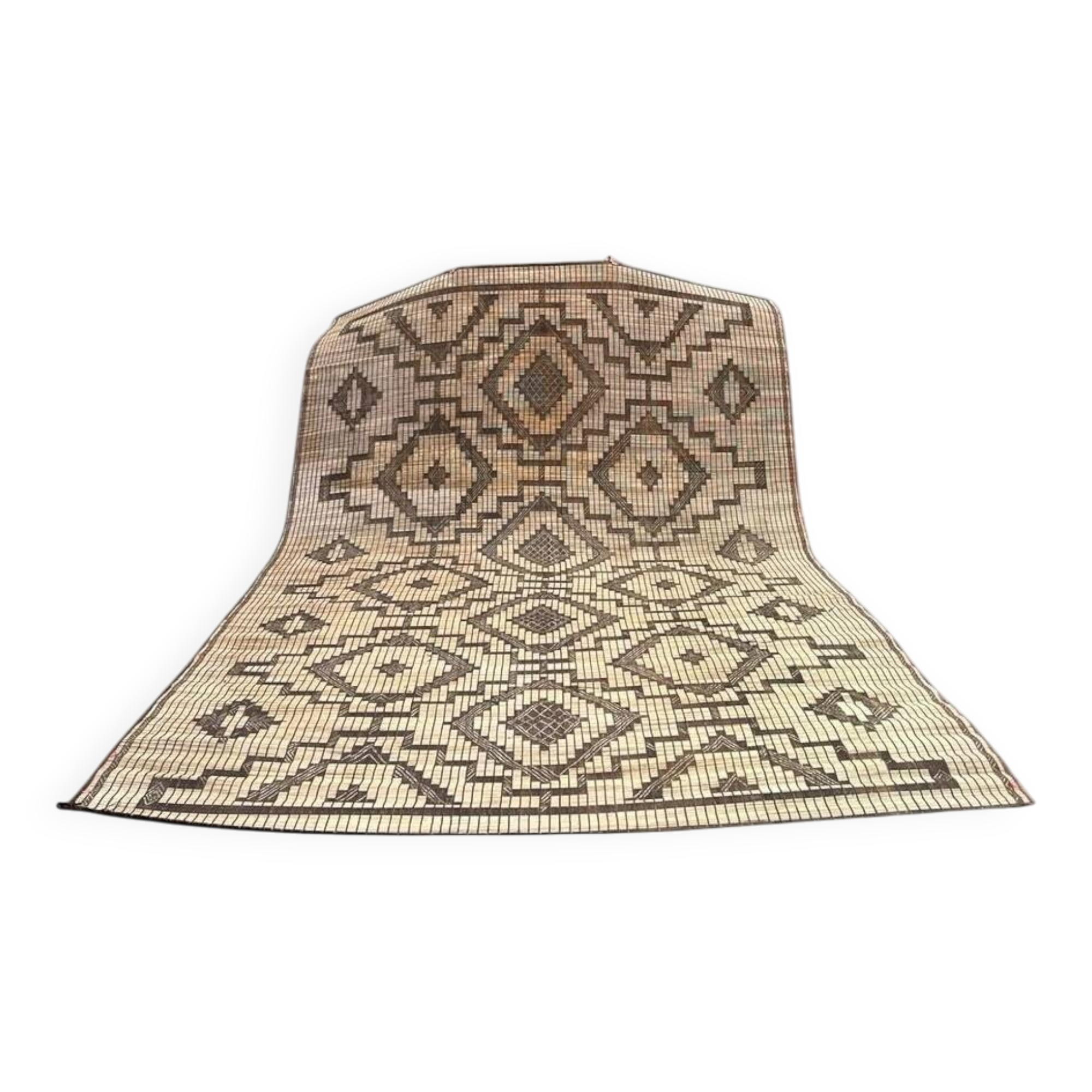 Vintage Touareg mat made of leather and reeds.