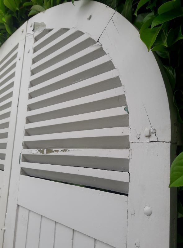 Arched shutters oak louvers H226xW277 4 leaves