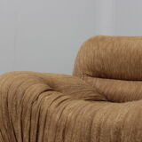 Pair of armchairs by Giuseppe Rossi di Albizzate, 1970s