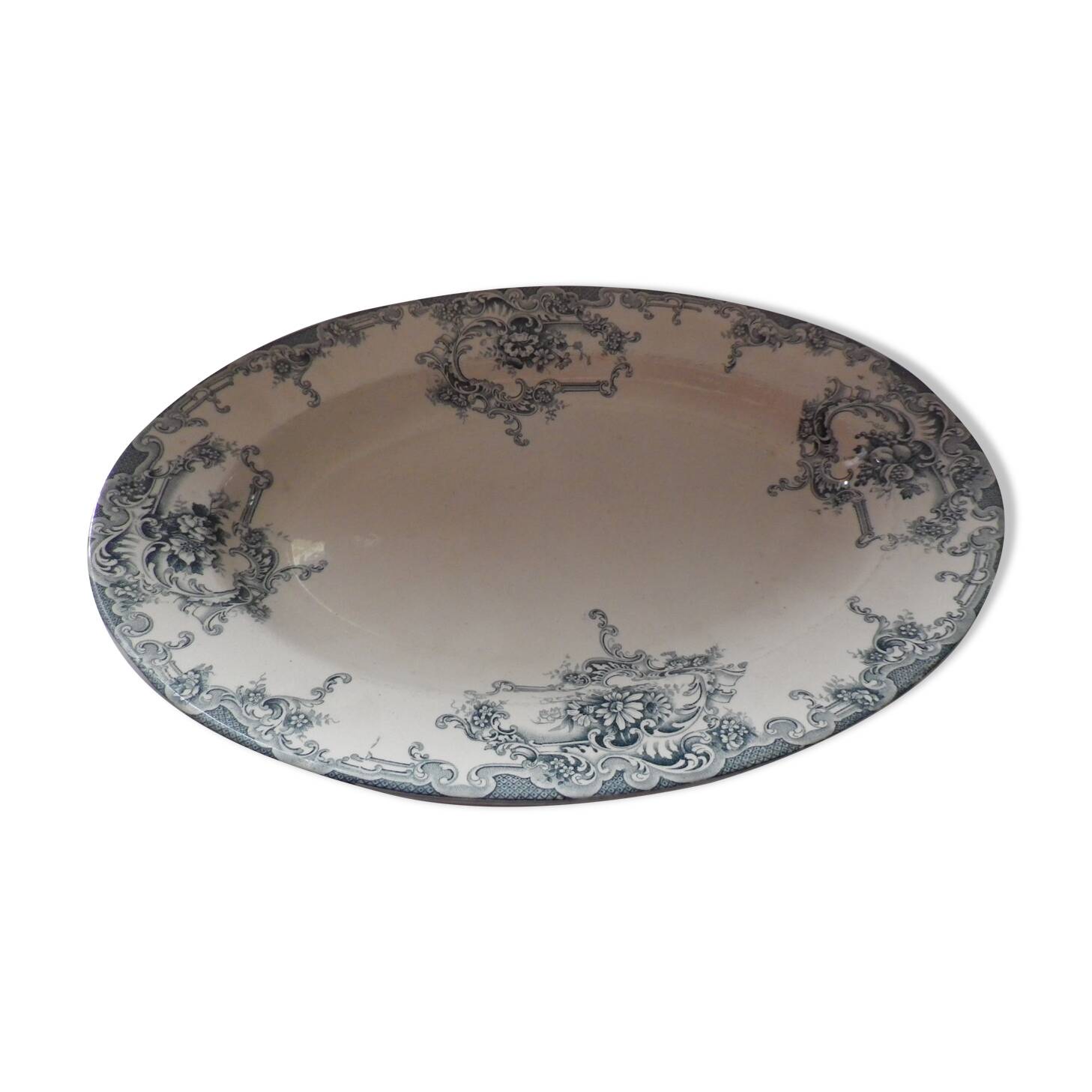 Oval dish
