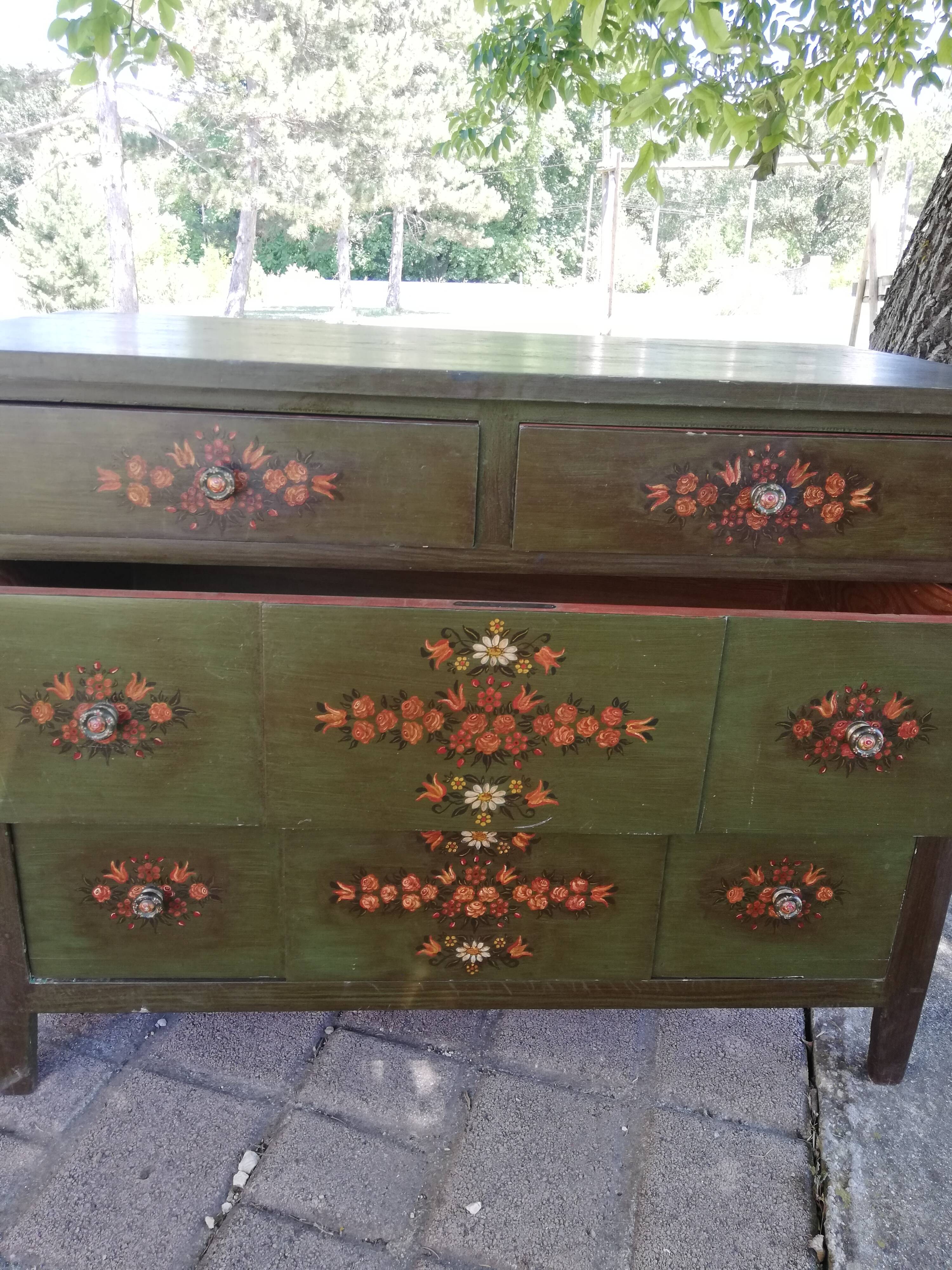 Old green-coloured dresser