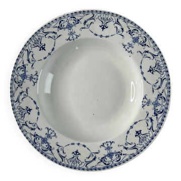 Iron earth hollow plate Lunéville KG Collection Moustiers