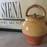 Vinaigrier in two-coloured sandstone, souvenir of Italy