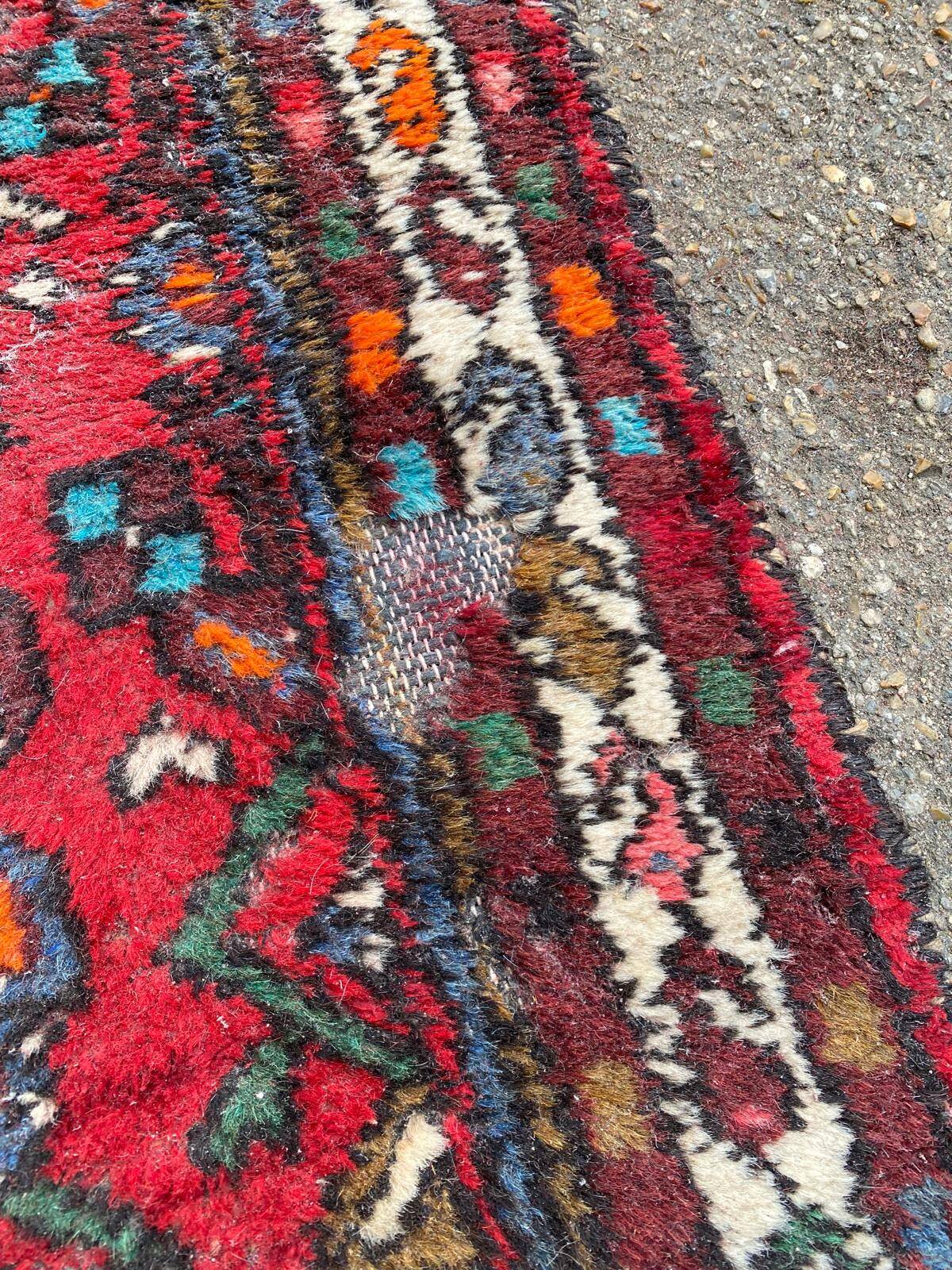 Handmade long hallway rug in burgundy wool, 75x200