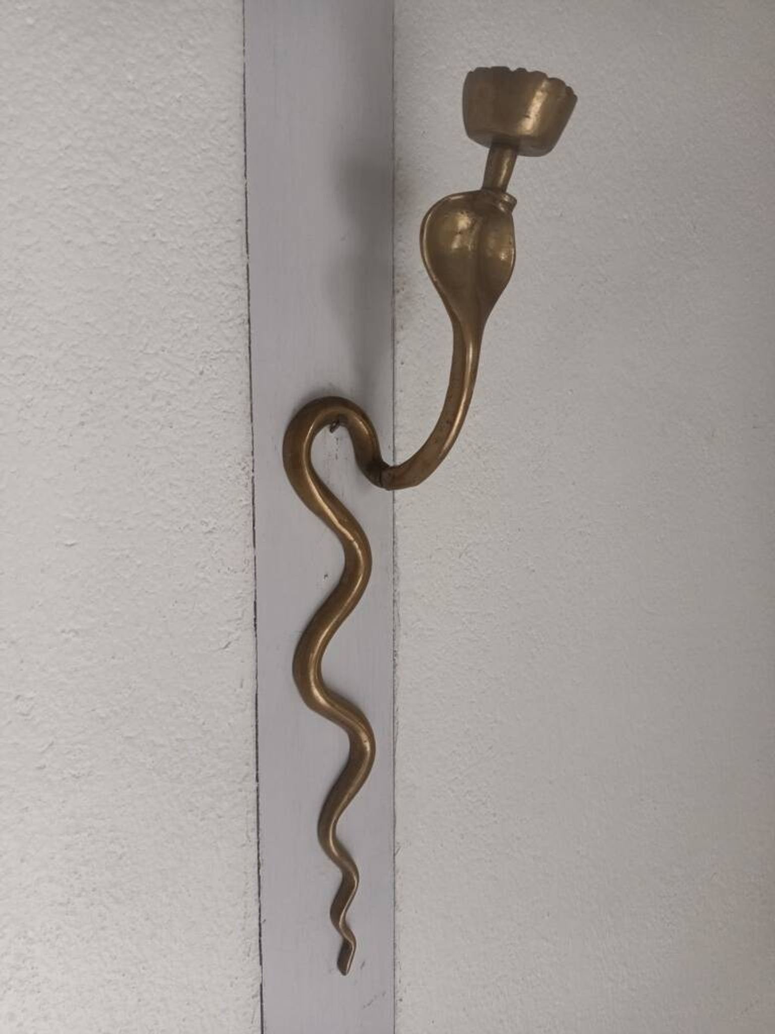 Bronze cobra candle holder wall sconce