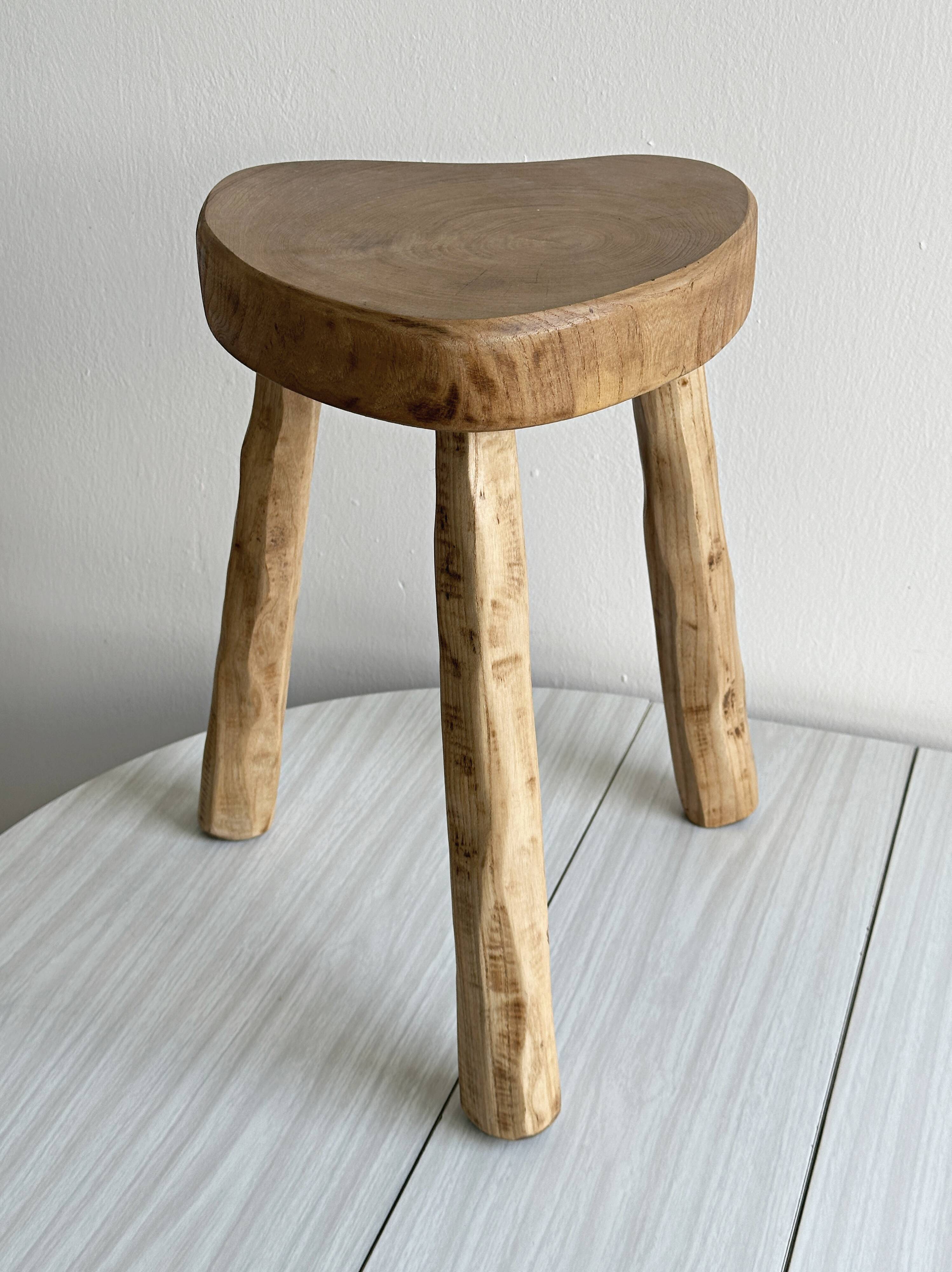 Tripod stool in light solid wood