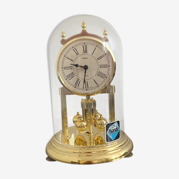 Kundo quartz clock