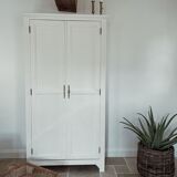 Armoire parisienne ancienne
