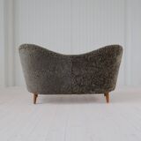 Mid-century modern canapé in sheepskin / shearling model 'Samspel' by Carl Malmsten, 1956