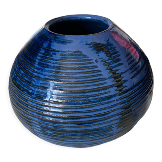 Vase boule bleu en céramique vintage signé Colette Szostak