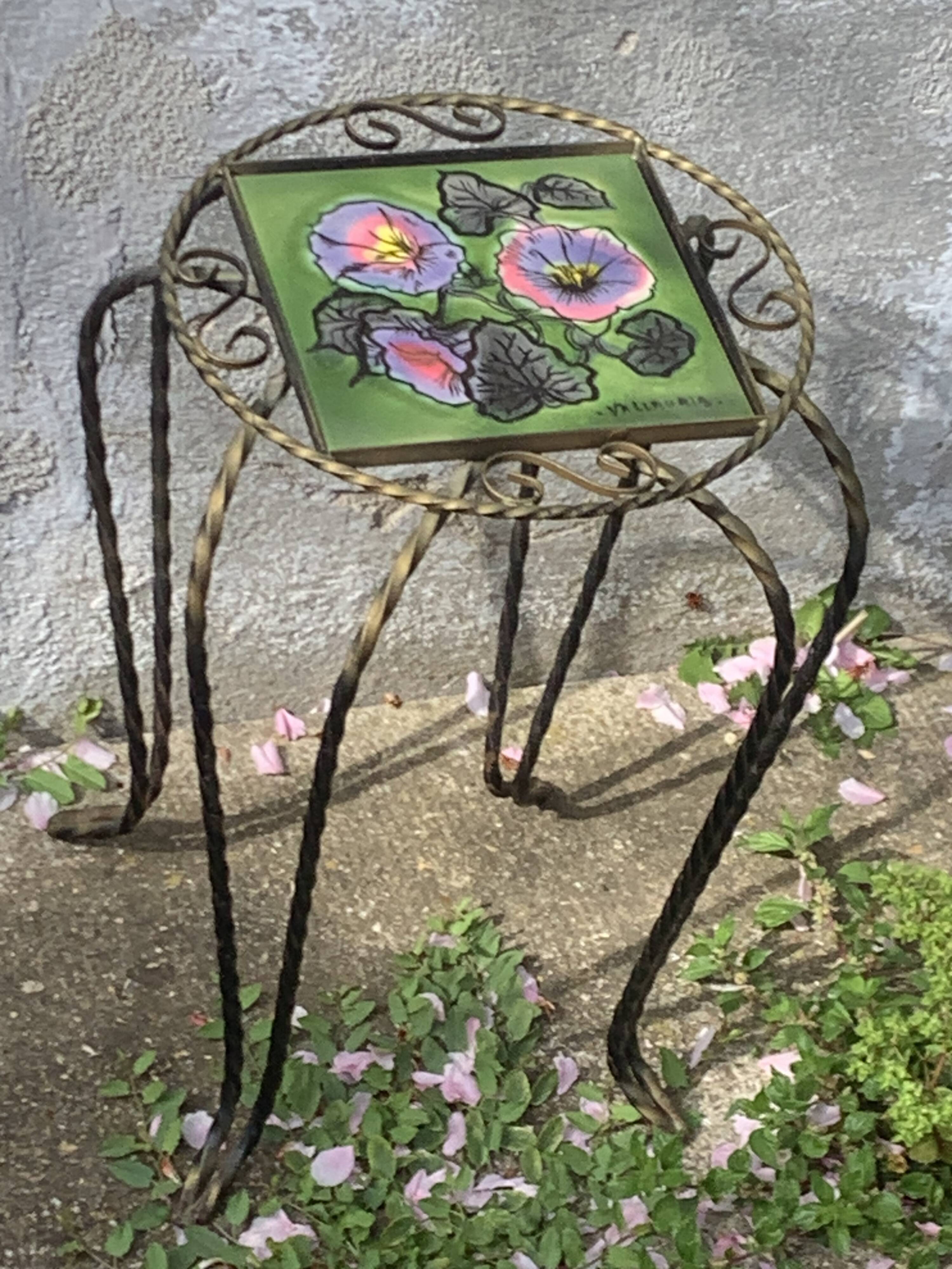 Plant stand, table, in wrought iron and vintage Vallauris ceramic