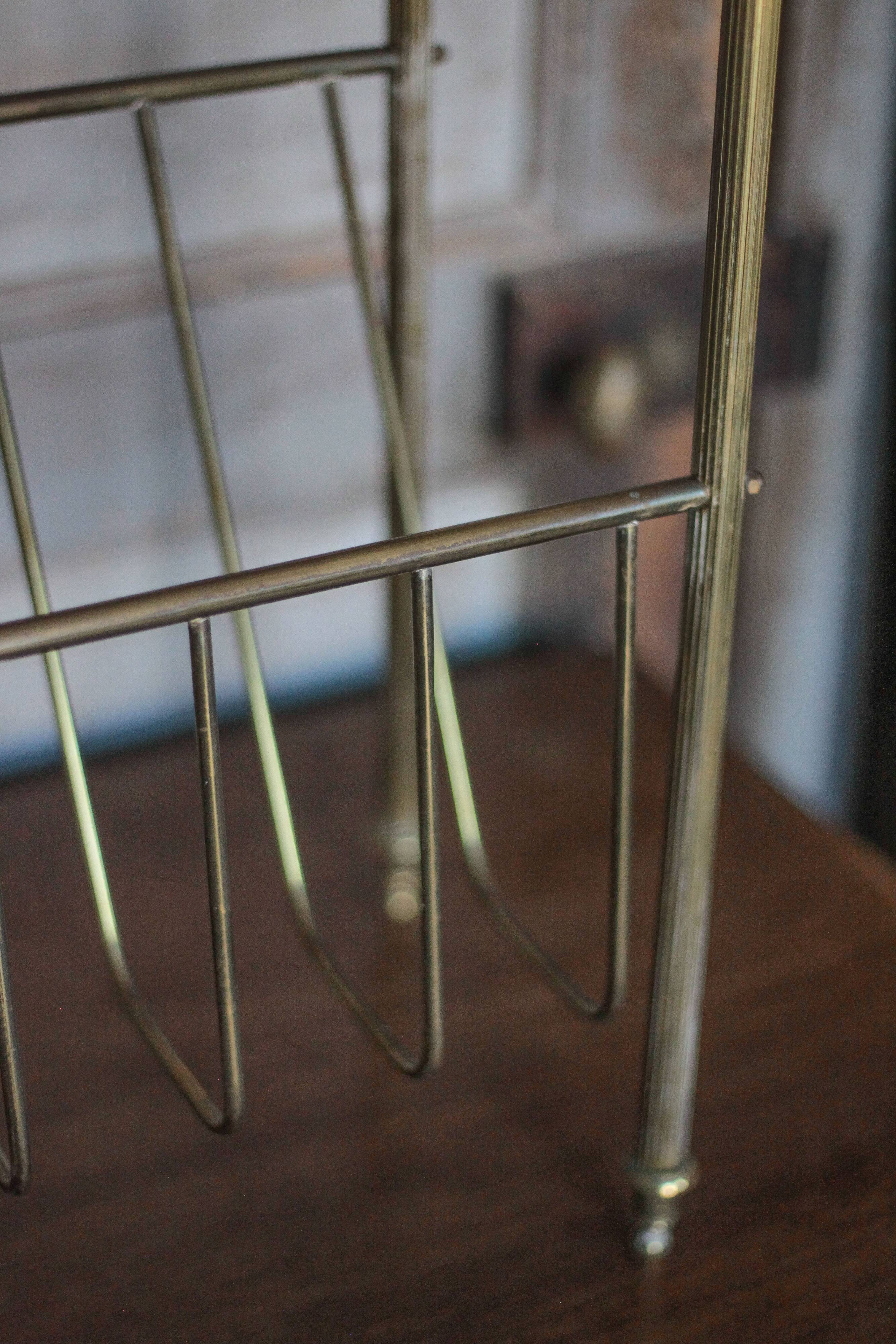 Magazine rack Vintage shelf, side table, brass magazine rack table