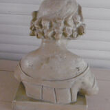Platter bust "the reader"