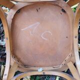 4 chaises de bistrot dont estampillée Baumann