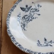 Assiette plate terre de fer Onnaing - Décor végétal bleu
