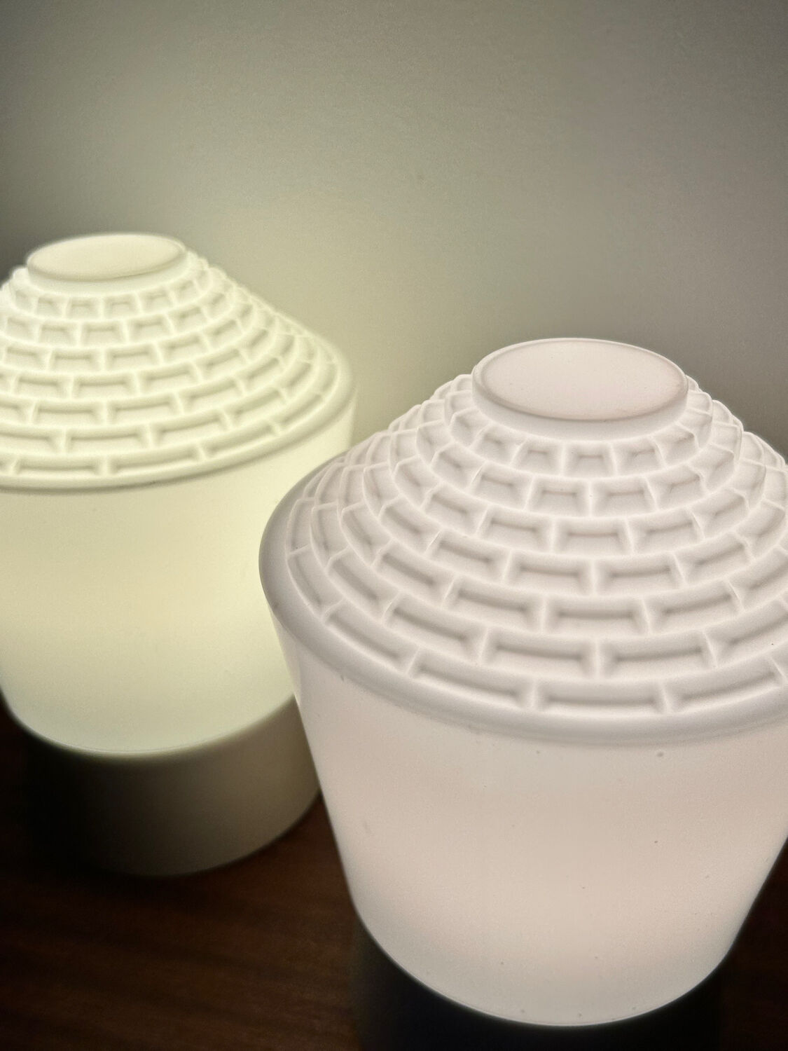 Paire appliques Philips opaline années 60