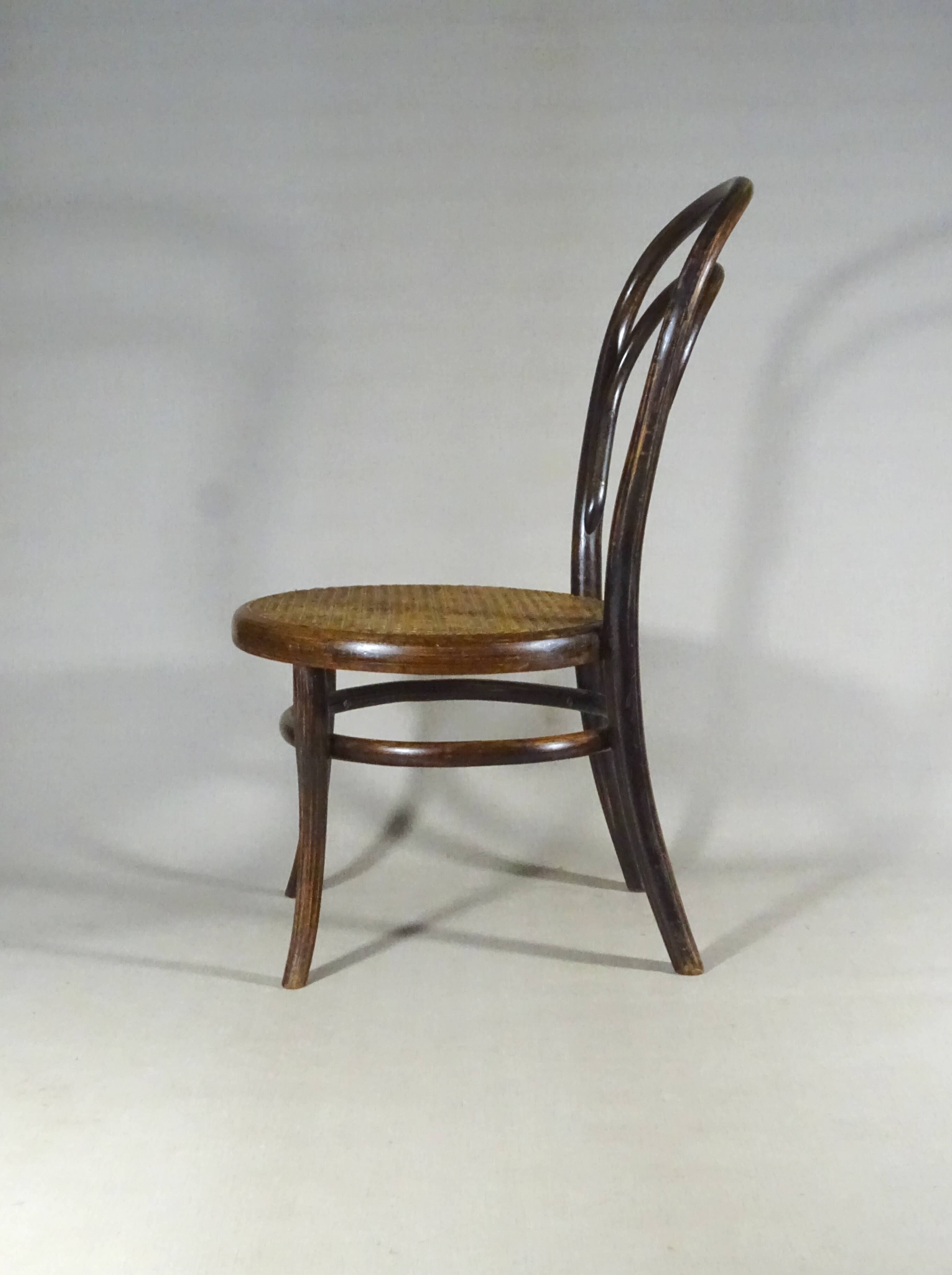 Nanny chair No. 14 Thonet 1875, original caning