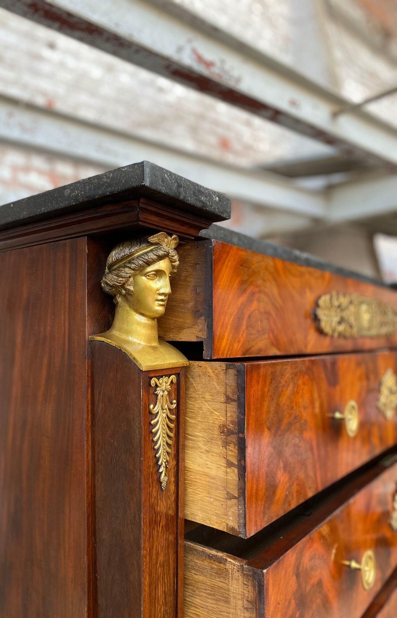 Dresser in mahogany flamed period Empire XIXth century
