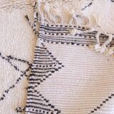 Beni Ourain Traditional Rug - 298 x 204 cm