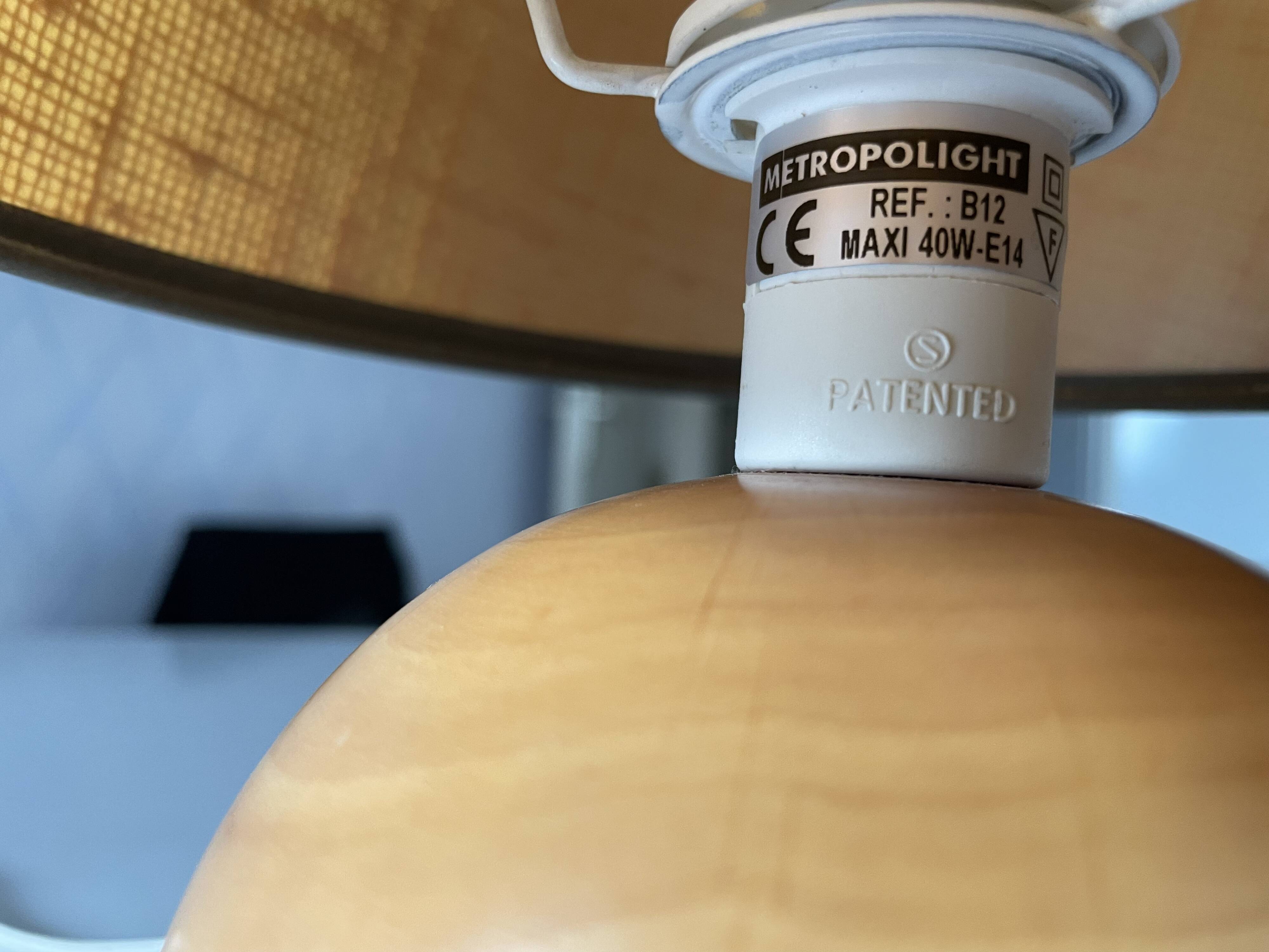 Lampe boule en bois