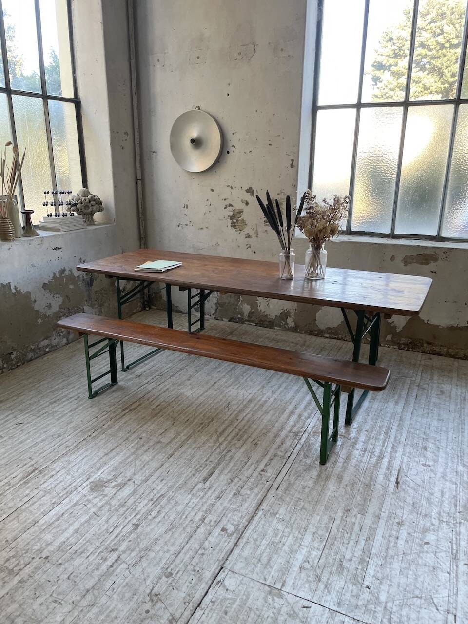 Guinguette table and its 2 benches