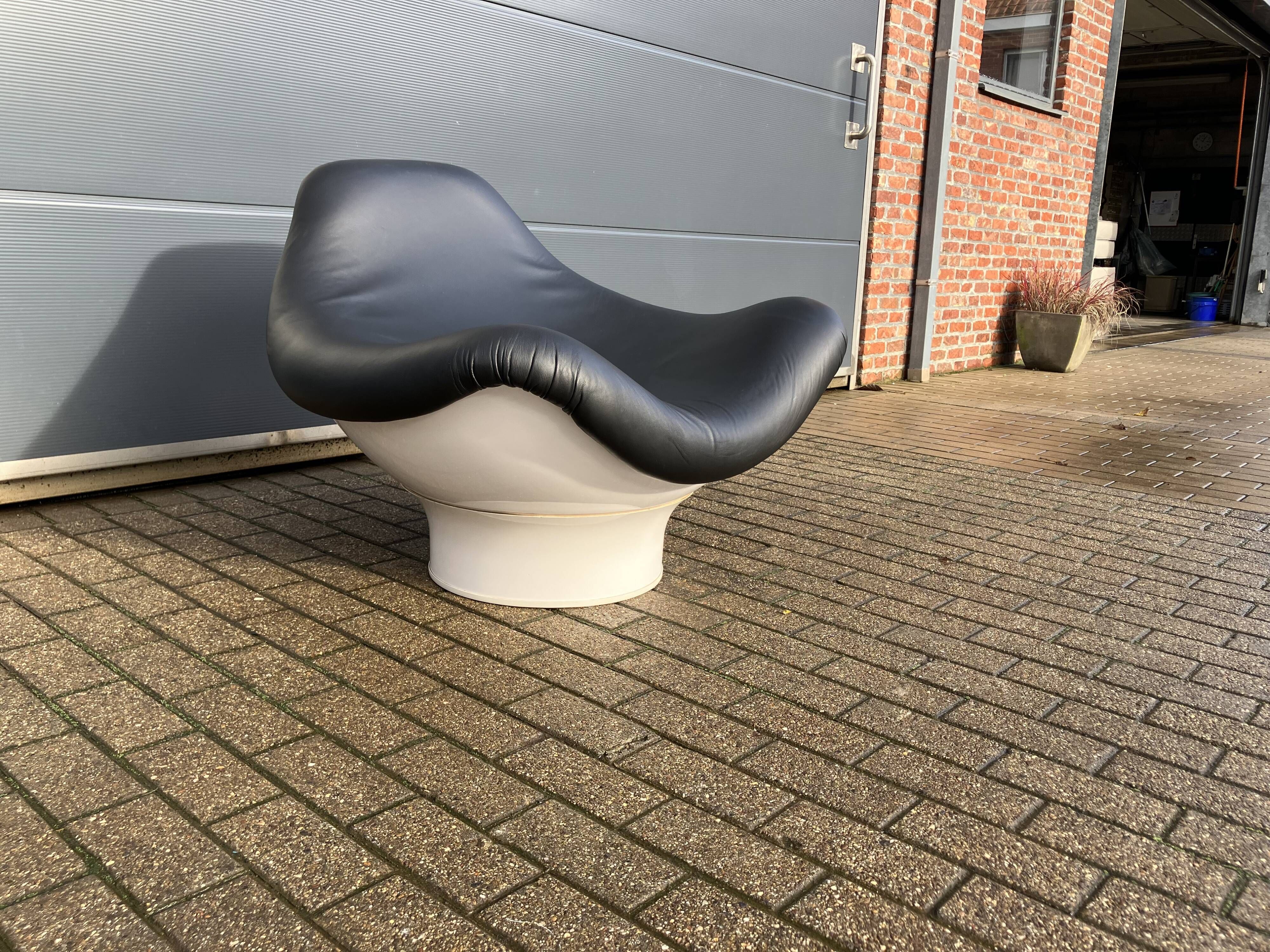 Rodica lounge chair de Mario Brunu pour Comfort Italy 1968