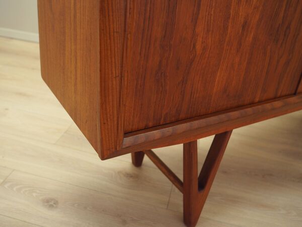 Buffet haut en teck, design danois, années 1960, designer : Kurt Østervig