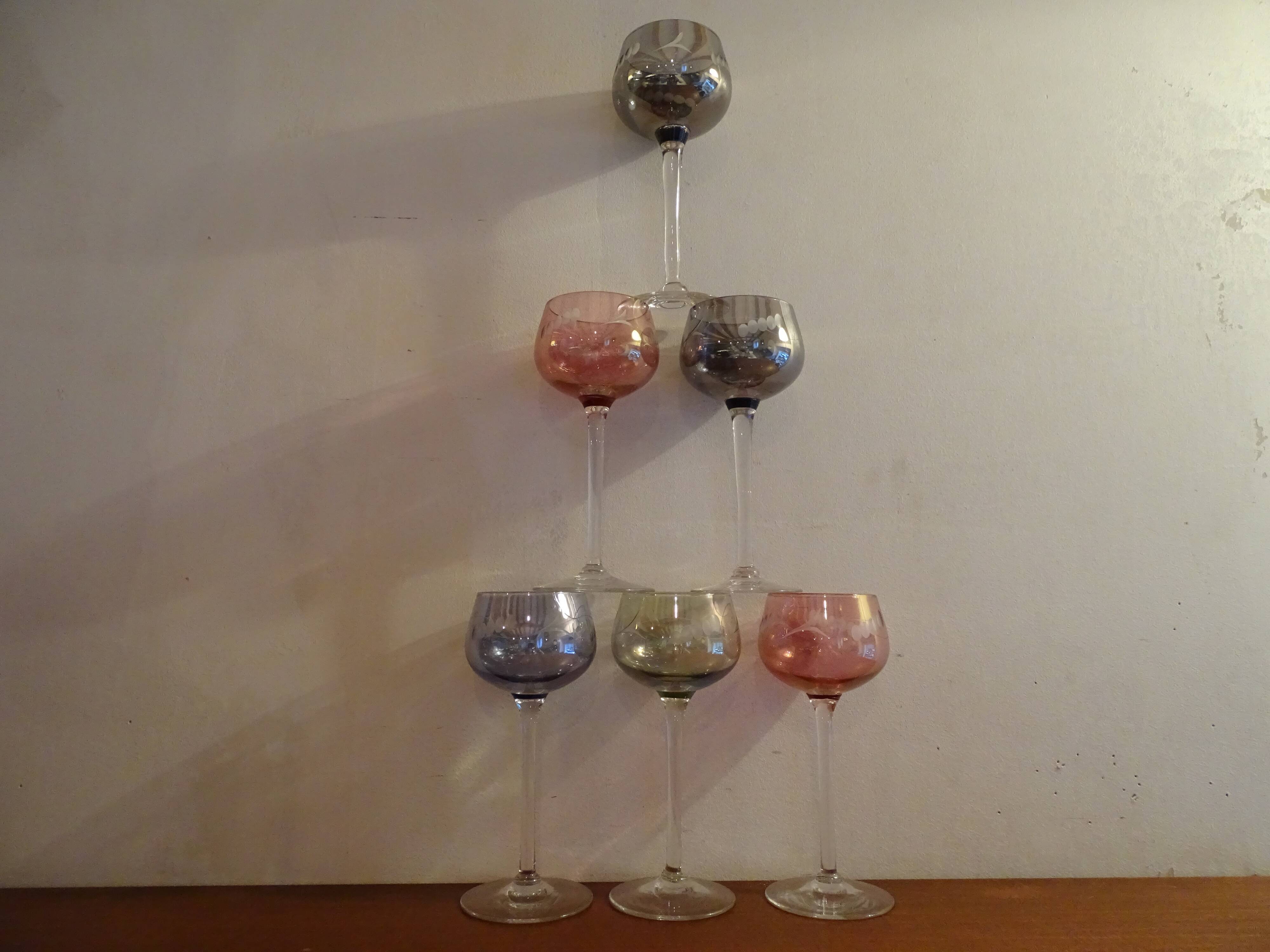 6 colored semi-crystal wine glasses Vannes le Châtel in a box