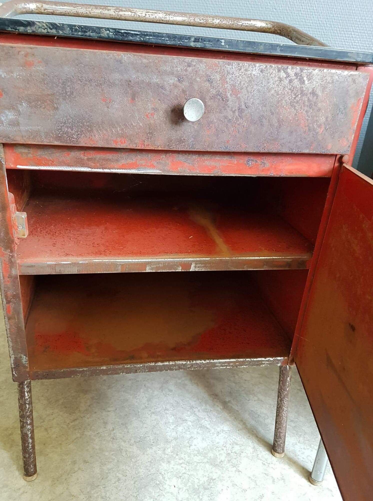 Pair of metal bedside tables and shelves formica years 60 in their juice