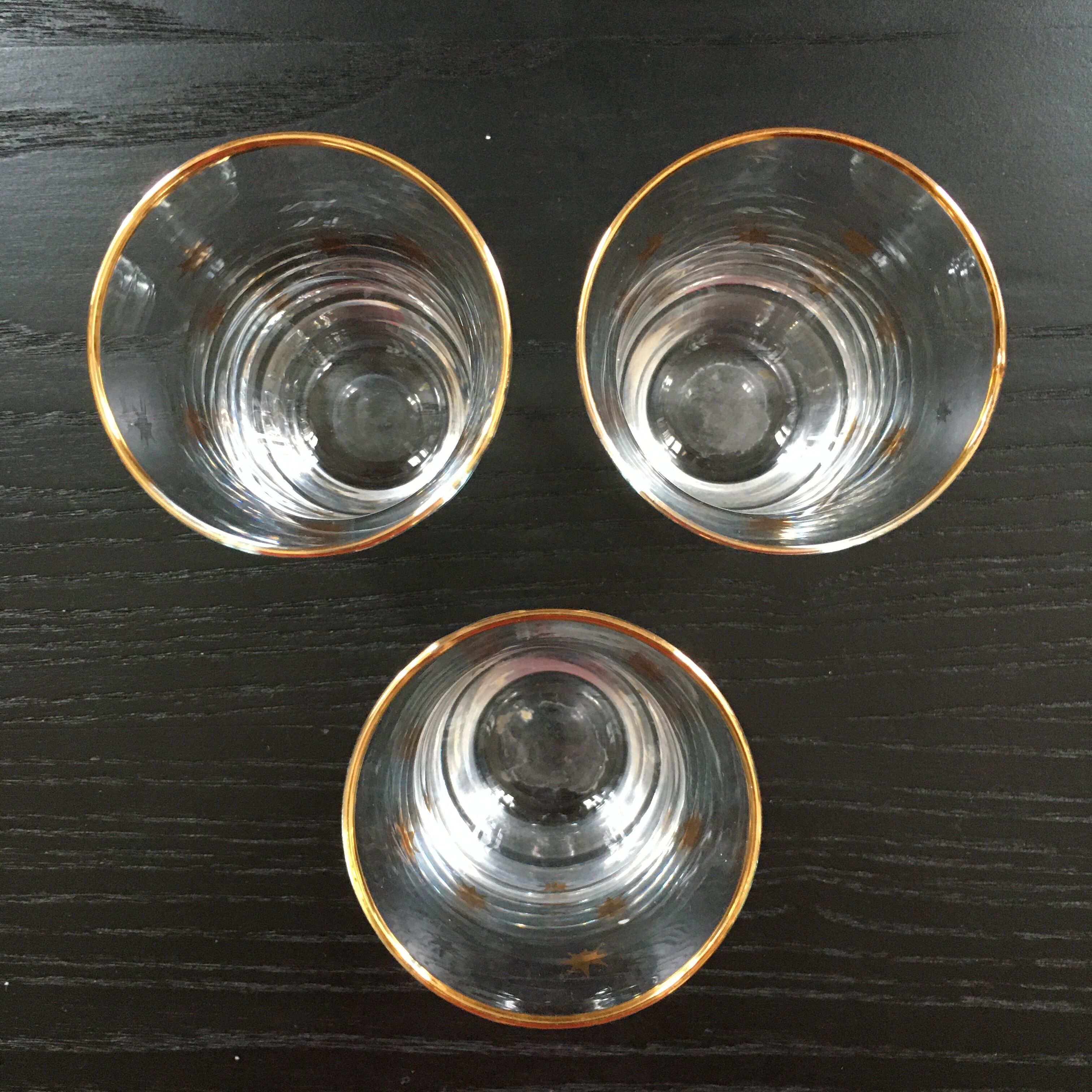 Lot 3 glasses golden stars