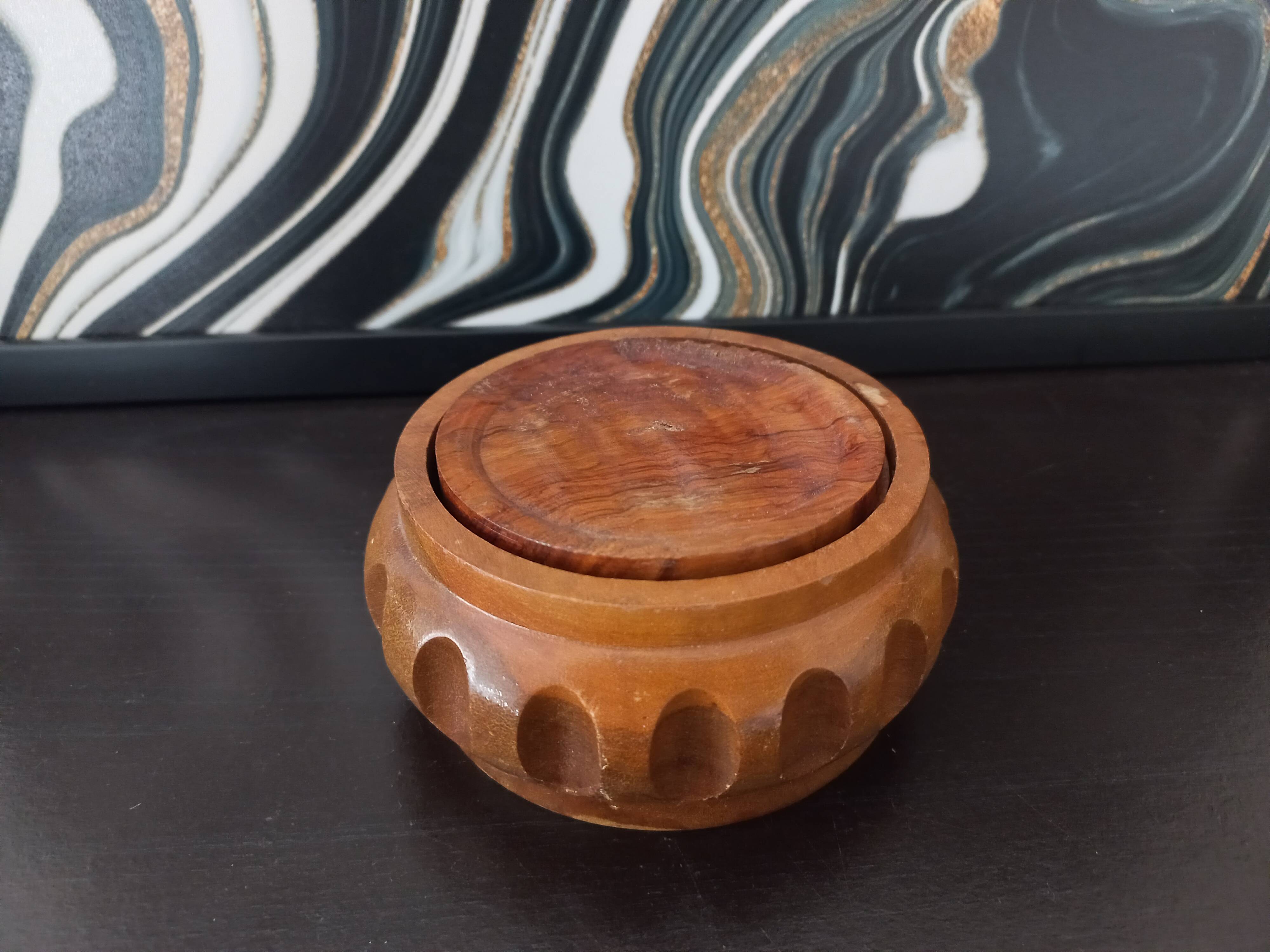 Wooden coasters with vintage holders