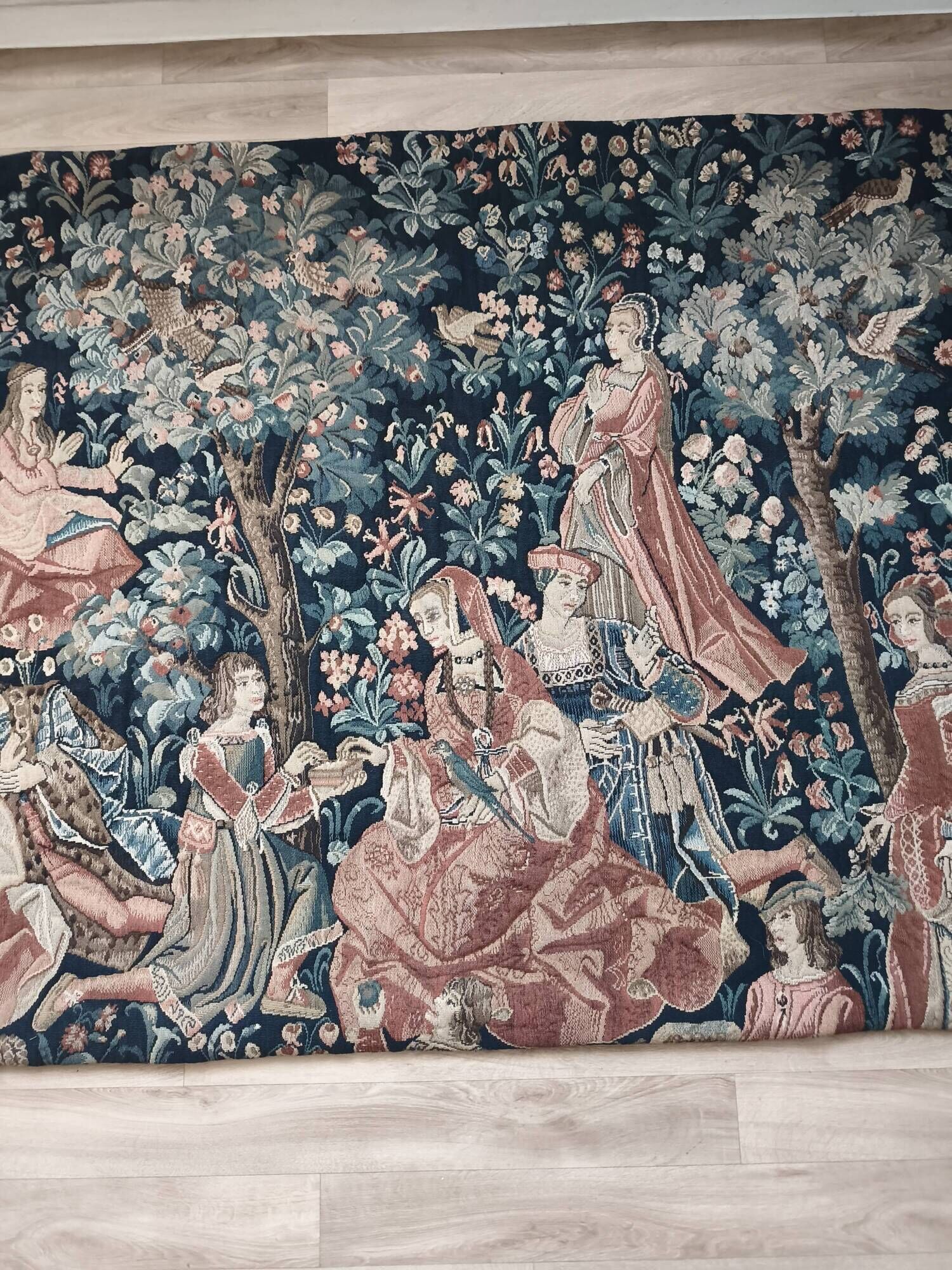Large wall tapestry "Galant Feast" - Medieval Style / Jean Laurent (1)