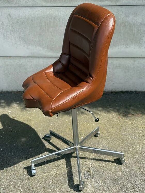 Office chair – Tritub – Furniture – Brown vintage