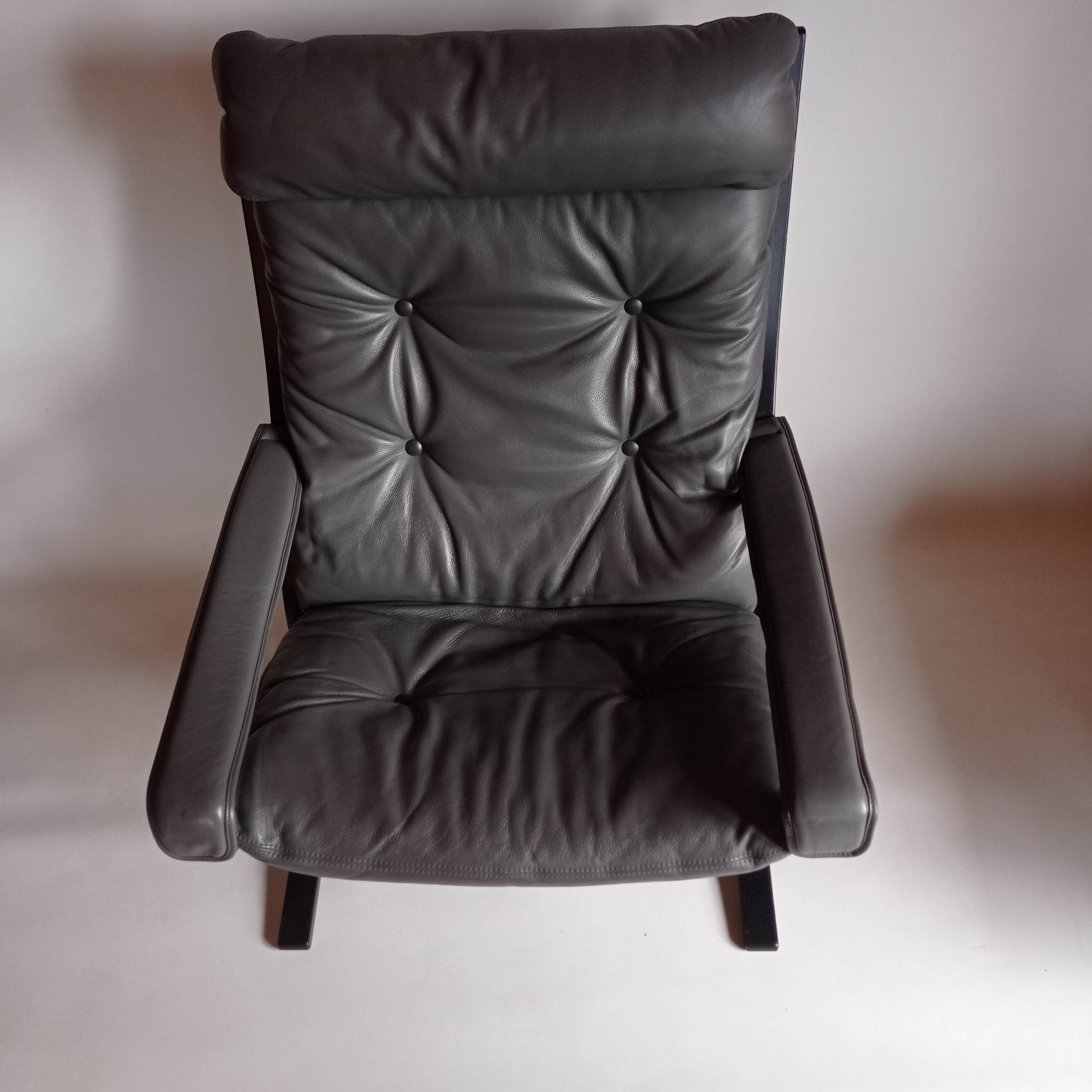 Armchair with footrest Rybo Rykken from the 90