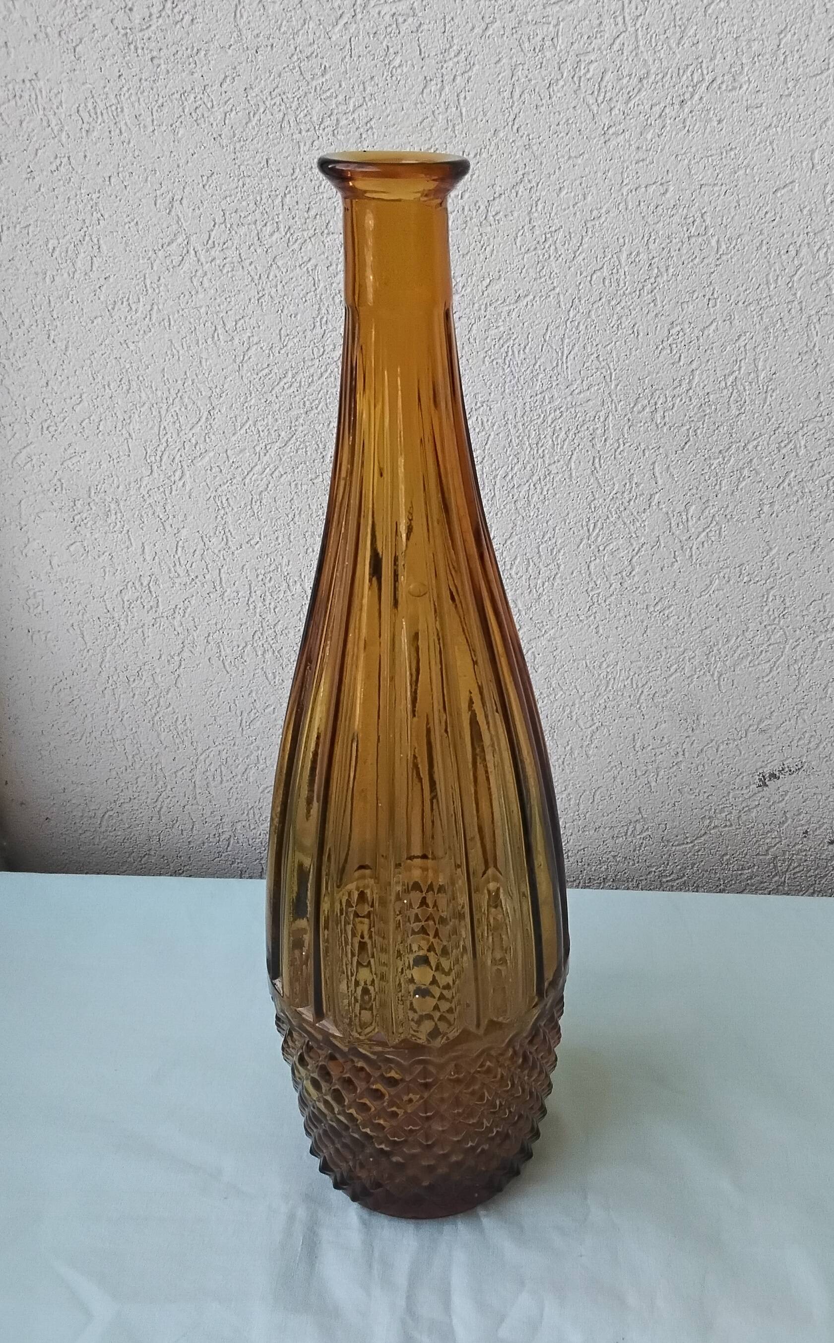 Single-stem glass vase