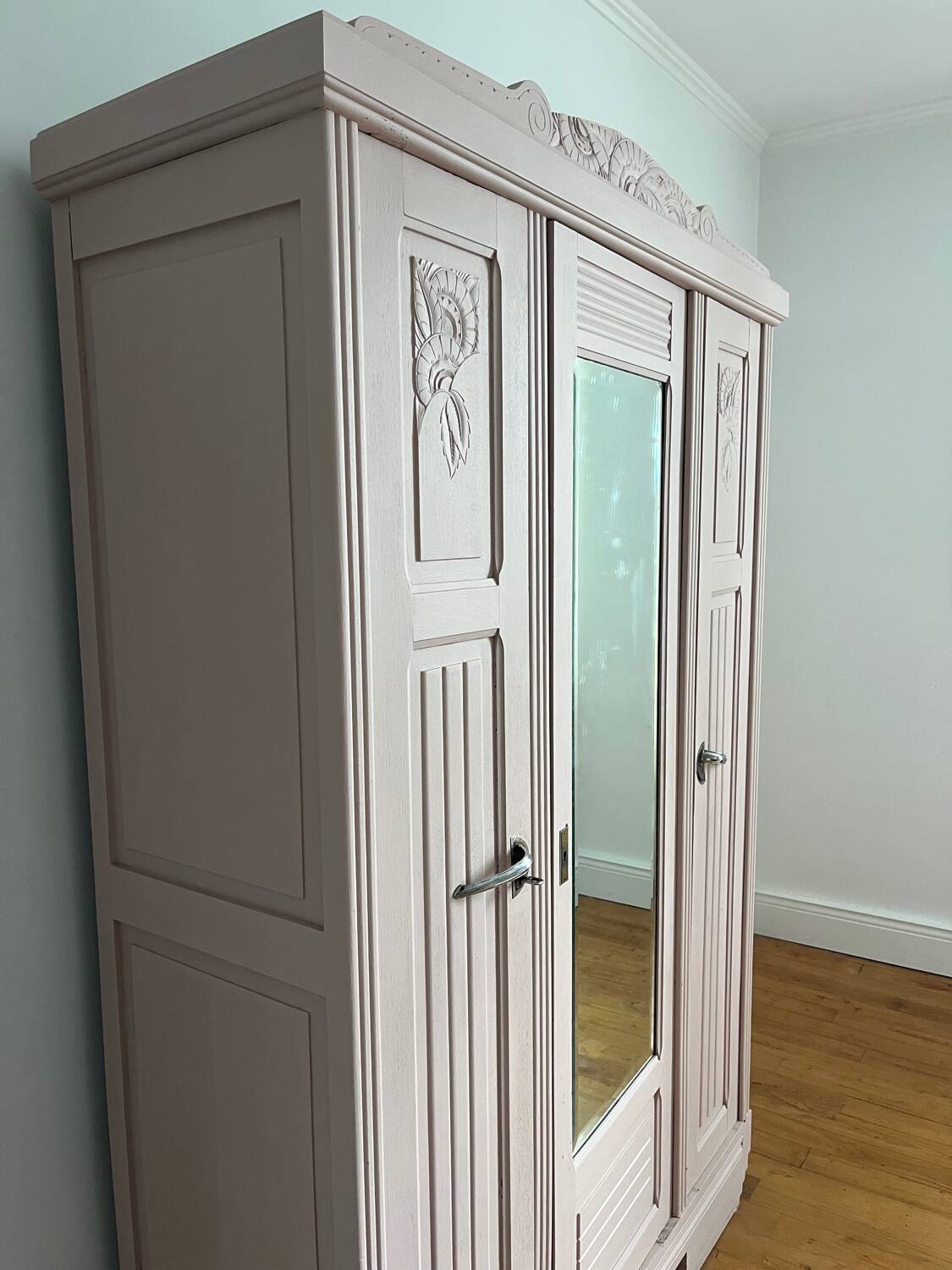 Armoire vintage Art déco