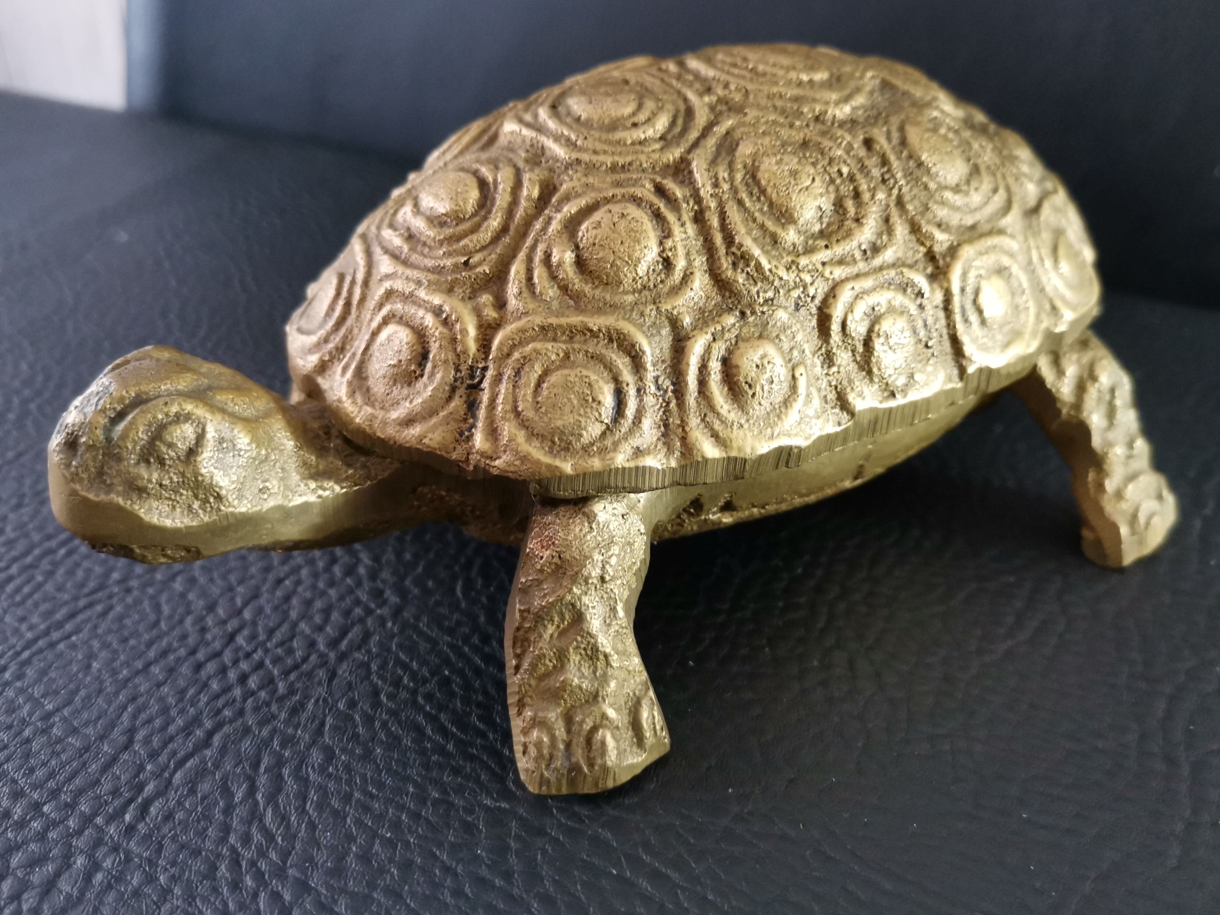 Empty vintage animal bronze pocket