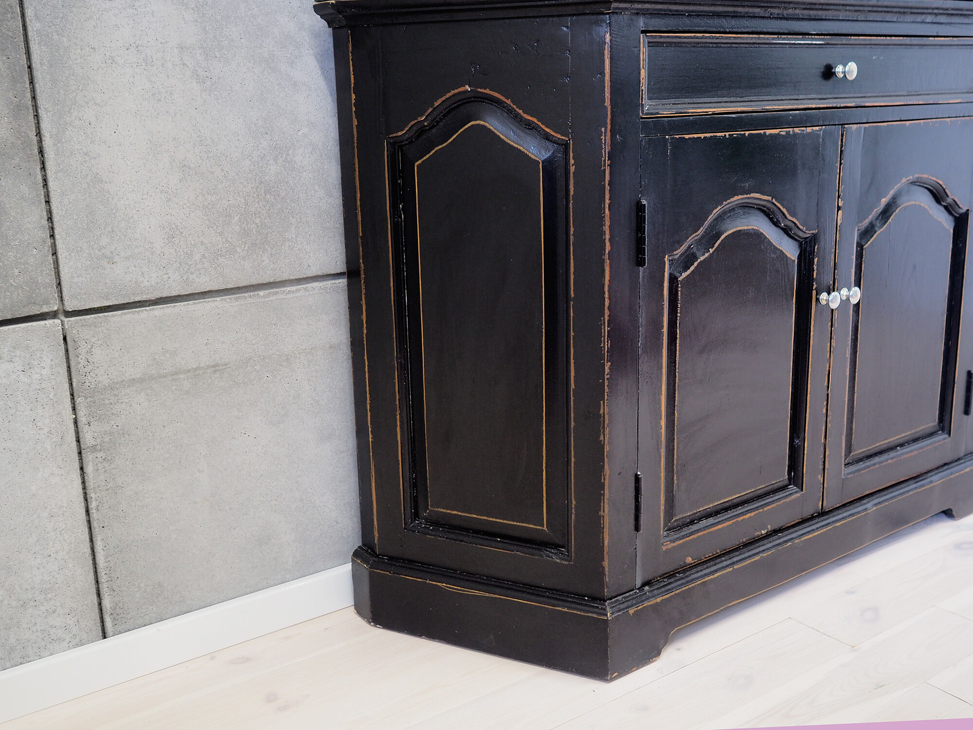 Cupboard pine, Danish design, 80's