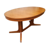 Scandinavian table